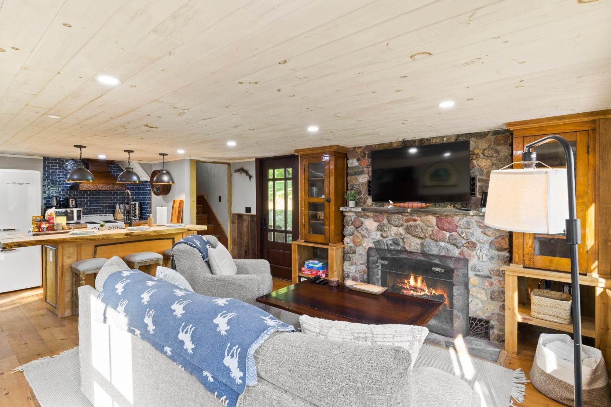 Cozy Two Bedroom Home On Canandaigua Lake Rushville 외부 사진